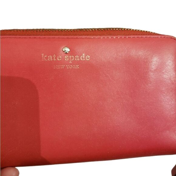 Kate Spade Wallet  - Picture 5 of 14